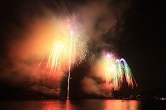Yugawara Hot Spring Marine Fireworks Festival